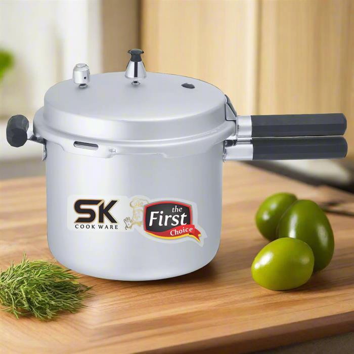 Cool Aswad Pressure Cooker with Easy Grip Handles